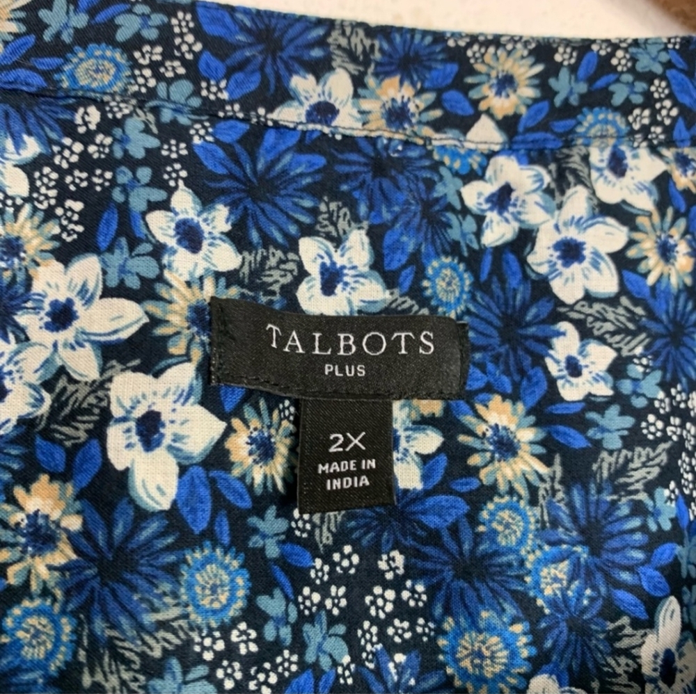 🌞 Talbots Blue 3/4 Sleeve Relaxed Blouse - Picture 2 of 5